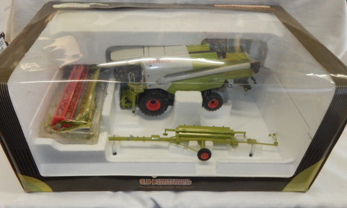 Universal hobbies claas tucano - hobbies,