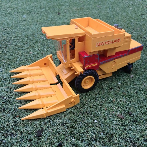 Britains new holland tr85 - new,