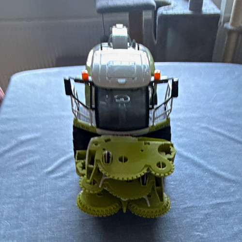 Claas lexion combine - lexion,